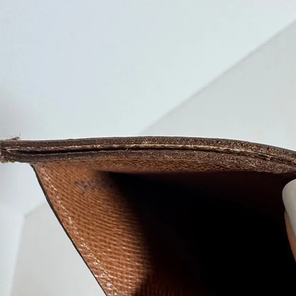 Louis Vuitton Monogram Card Holder